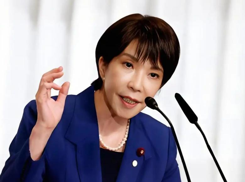 日本网友问AI：敌国要怎么做才能搞垮日本？万万没想到，AI给出的方案，居然和