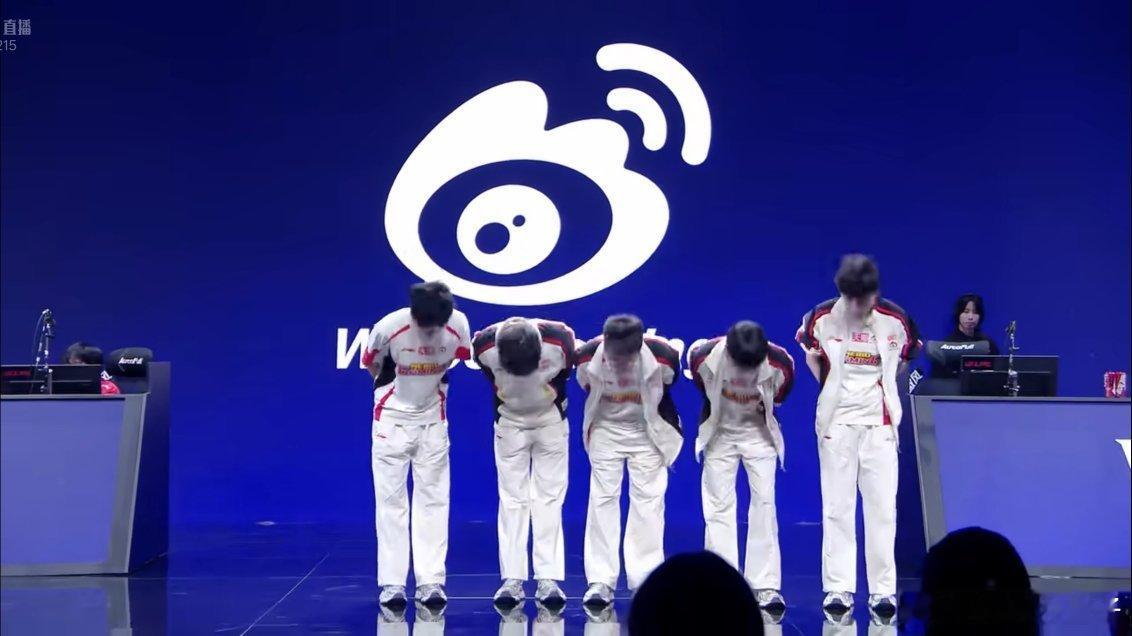 WBG战胜WEwbg进入骑士之路WBG太能爬了当你以为我们夹要完蛋了，偏偏他