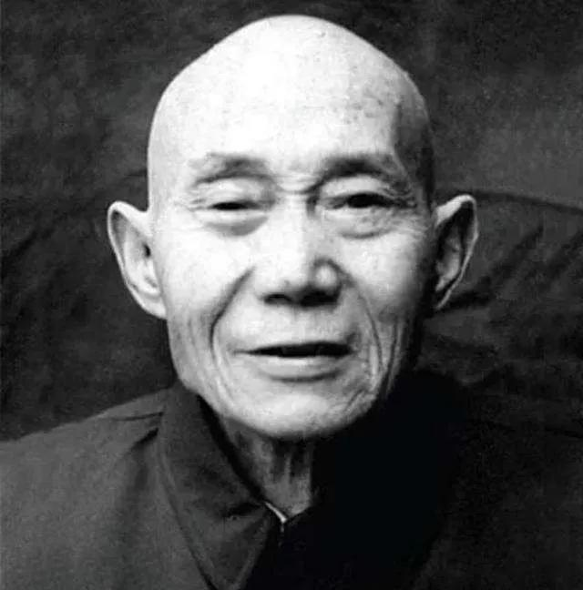 1940年，吴凤翔受命刺杀一名日本少将，可是他到门口才发现，里面竟然不止一人。正