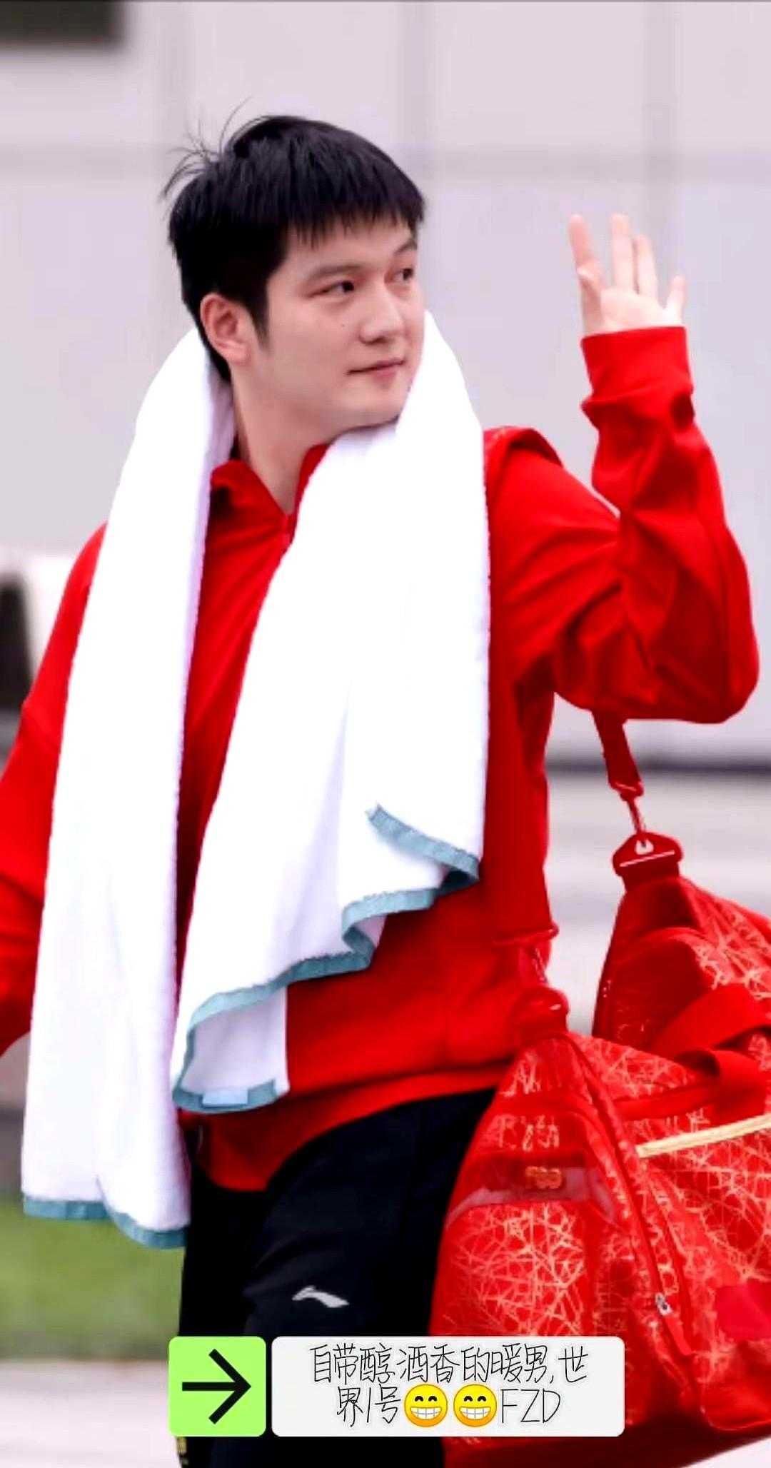 别研究樊振东了，他的弱点正在批量生产。张本智和说他正手连续进攻是短板。半年后