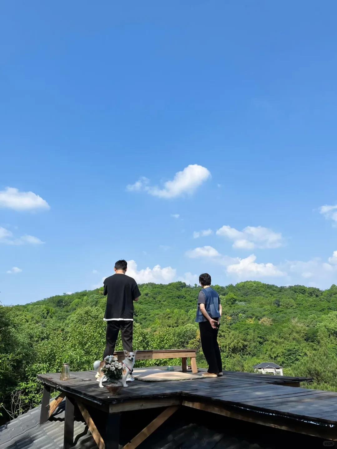 事实证明，人的观念会变的。我有个朋友38岁了，前几年满嘴丁克。他不是嘴上说说的丁