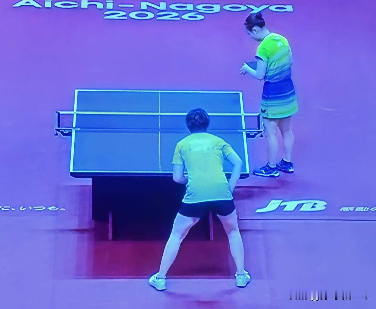 蒯曼3-0战胜伊藤美诚。中国女乒夺得亚运会女团冠军！作为三单，双方开局