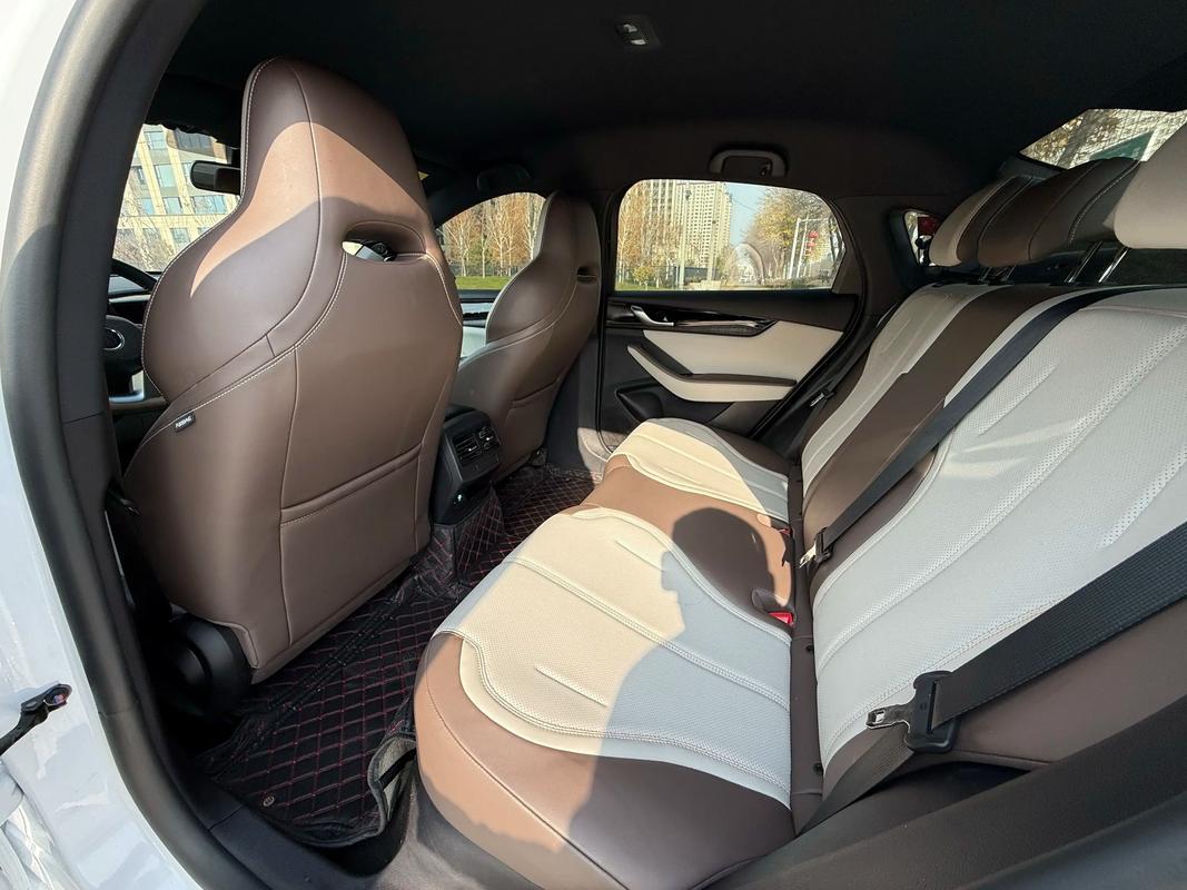 比亚迪秦PLUSDM-i夏季开空调真实能耗与能耗：纯电跑98公里，百公里电费5