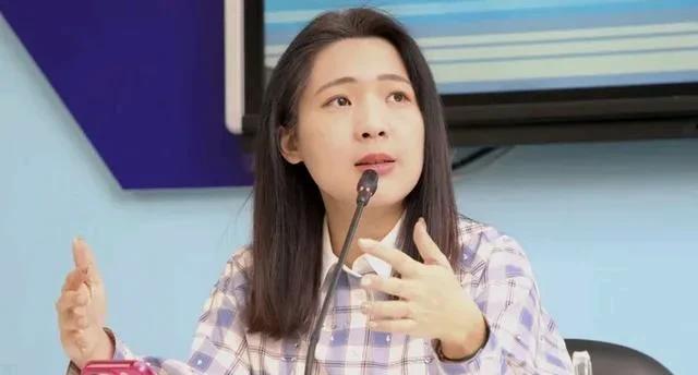 票房毒药？国民党的反罢免活动，为什么不见了马英九的身影，可能政治就是那么现实。
