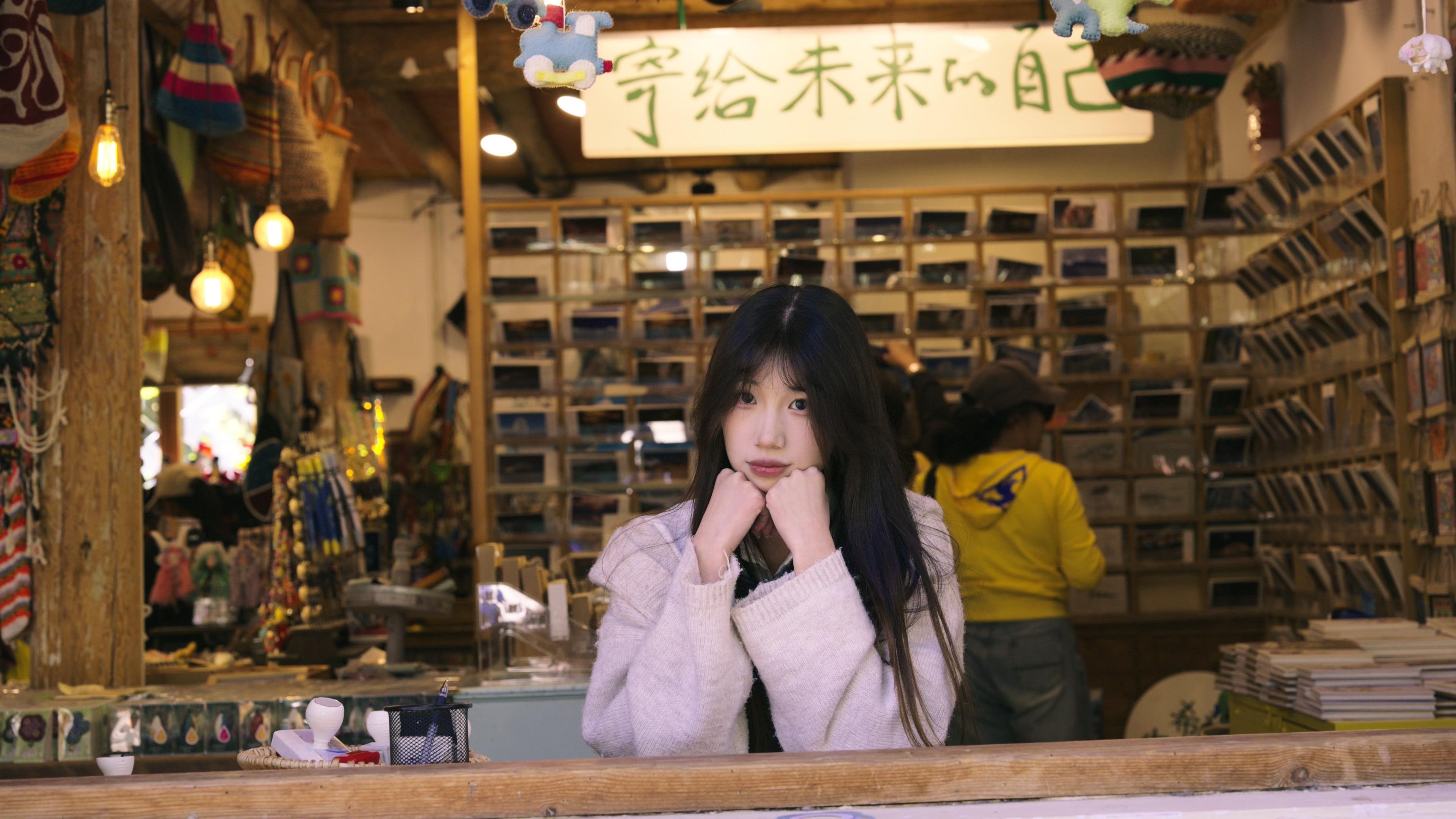 就到这吧 我不想以一个不堪 疯了一样的形象留到最后 我来的时候挺可爱的