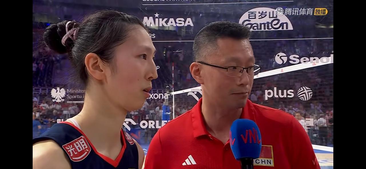 中国女排原本有机会3-0拿下对手，最终以2-3遗憾负于波兰女排，无缘四强！整体