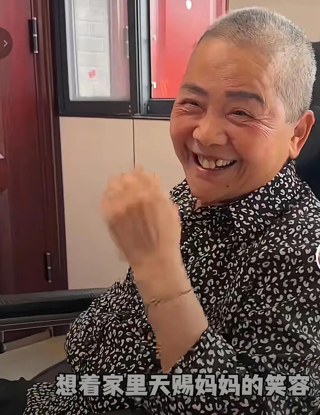 天赐父亲透露三个好消息:目前，天赐一家定居南宁，他们家的情况令人担忧。天