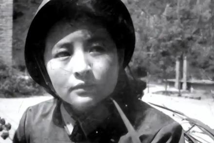 1984年，老山战场，战地卫生员谢楠，因私自开枪送别牺牲战友，军功作废，提前复员