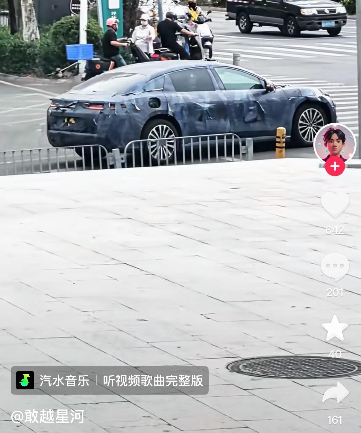刷到比亚迪大汉测试车，看来快亮相了，定位高于汉L，预计30-40万。
