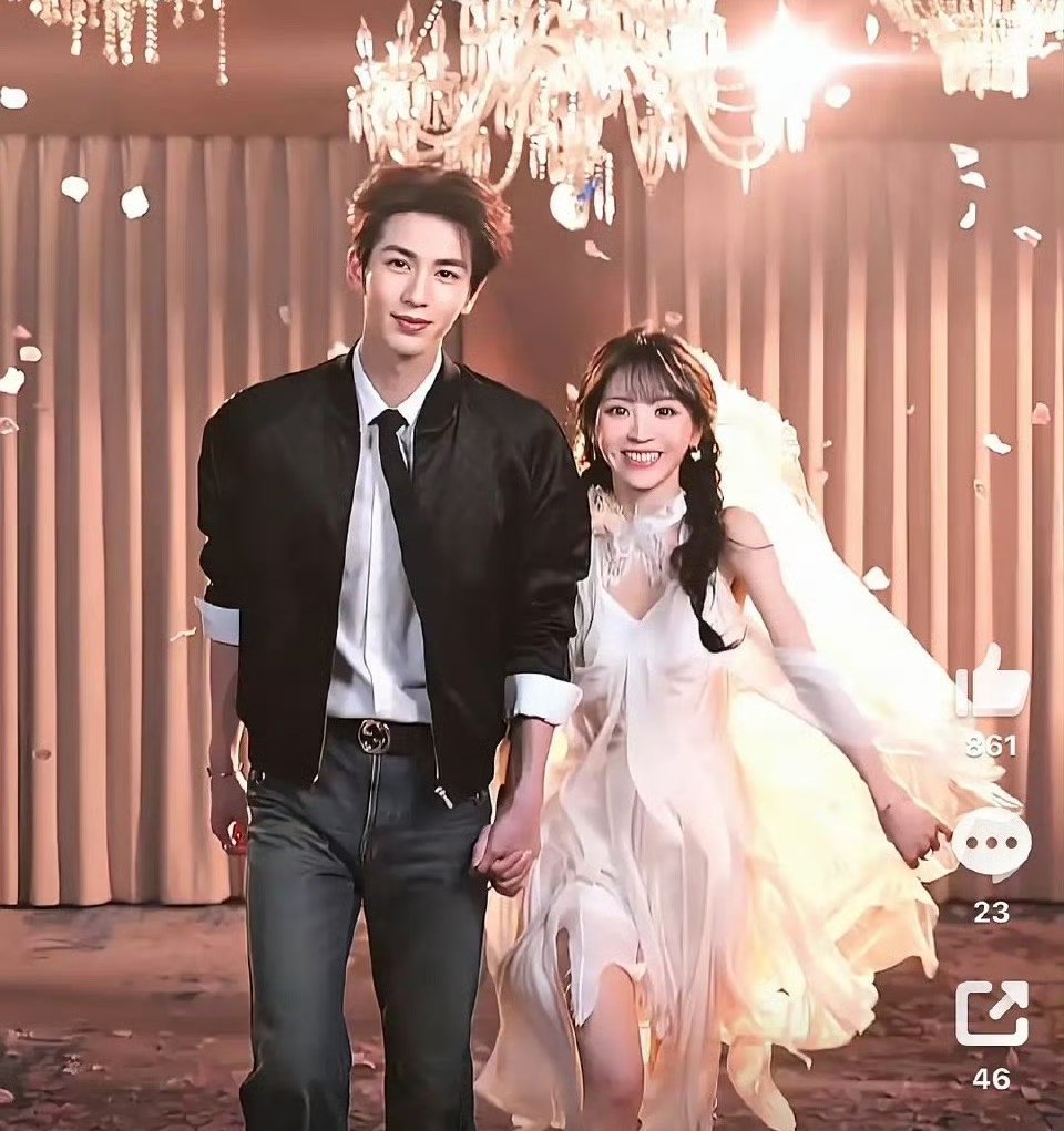 没人觉得田曦薇笑的特别假特别渗人吗？