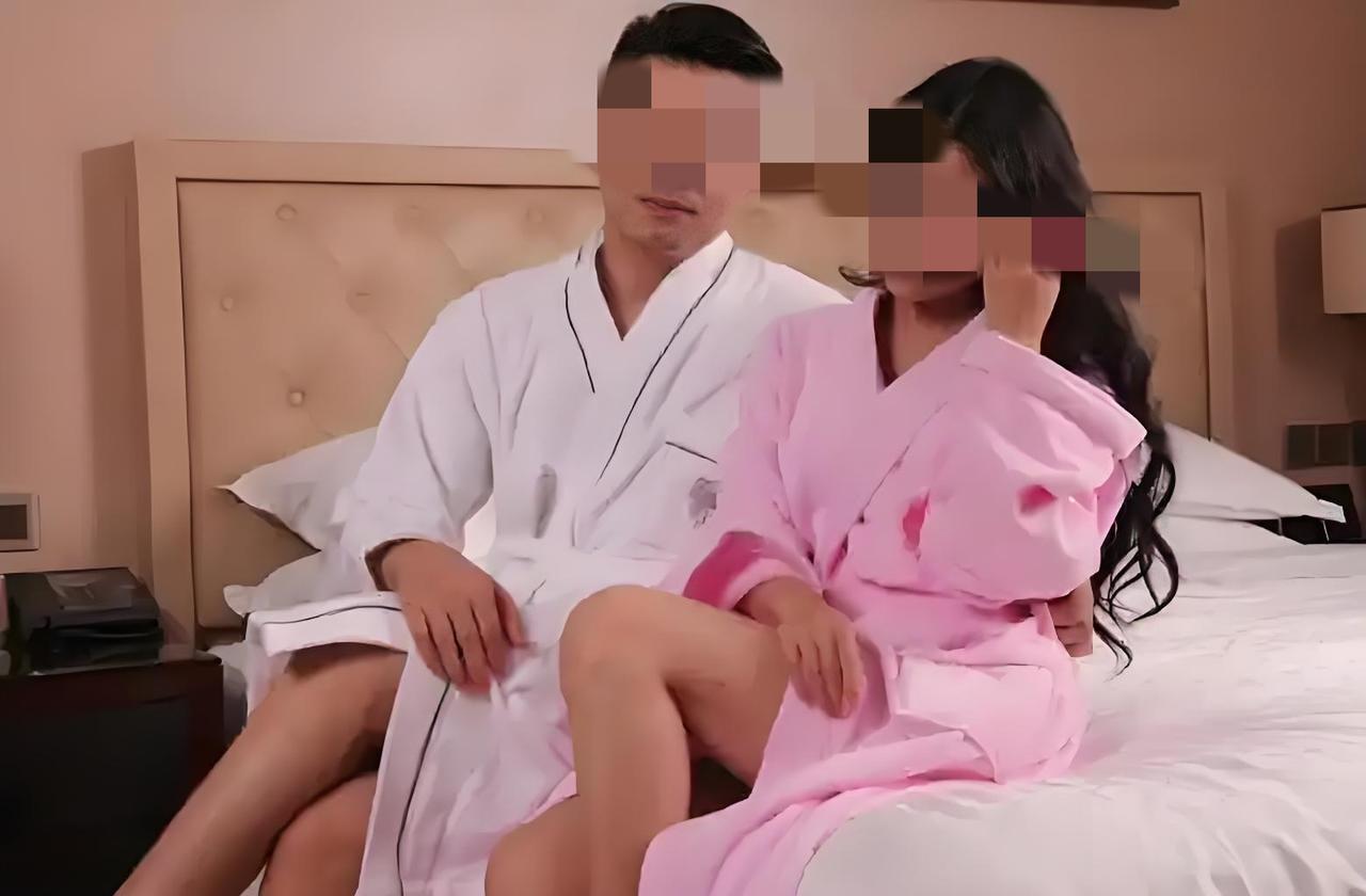 陕西西安，一女子和男子约会，俩人通过摇一摇认识，二人见面后开了酒店，在酒店里发生