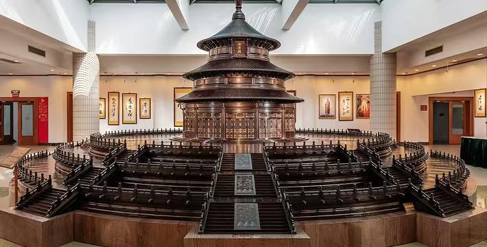 陈丽华：505亿身后，一段被误读36年的婚姻真相2026年4月5日，85岁的