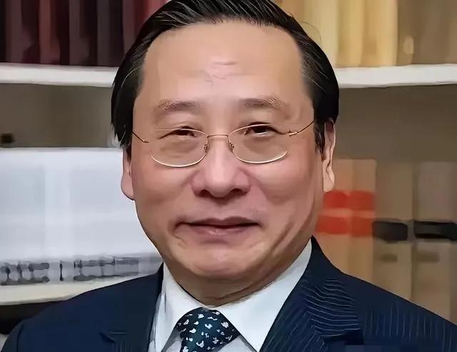 美国学者曾质问高志凯教授，中国不断的发展新的武器装备已经严重的影响到中国周边国家