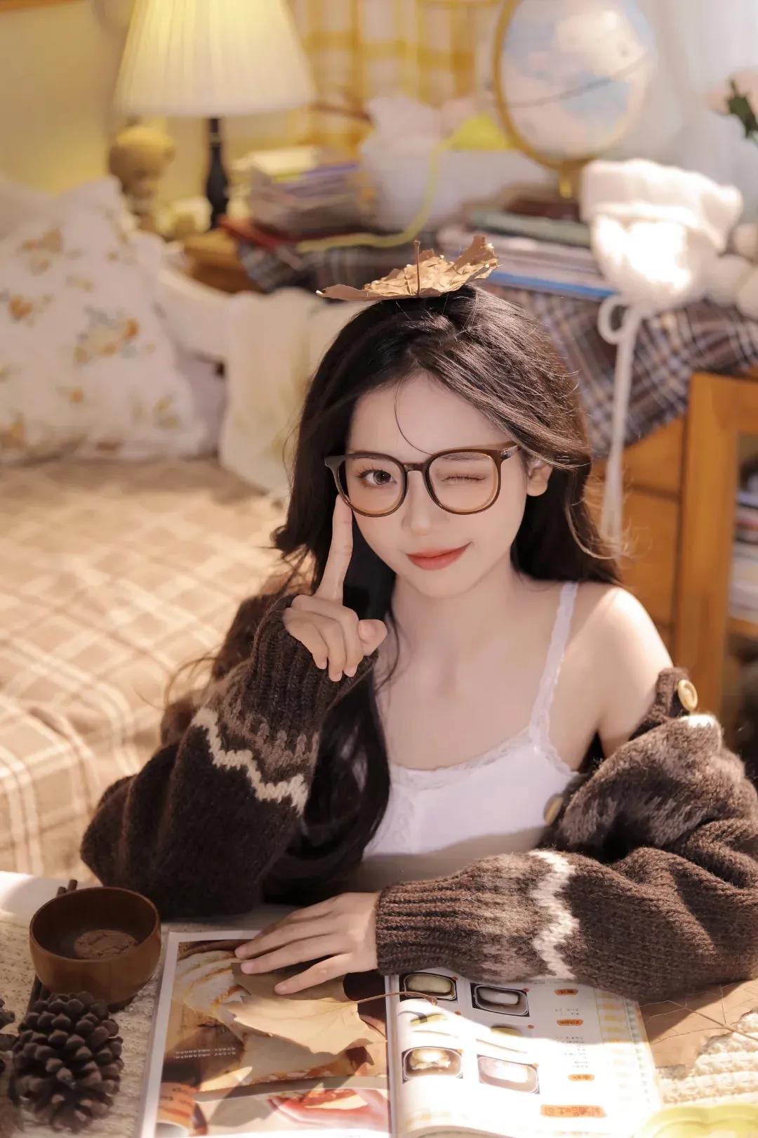 美女的美丽瞬间分享美好的一天分享唯美照片