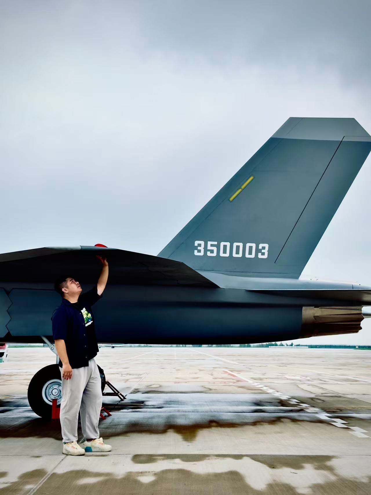 歼-35A，零距离拍完了，一会就发。近距离看航空展名场面​​​