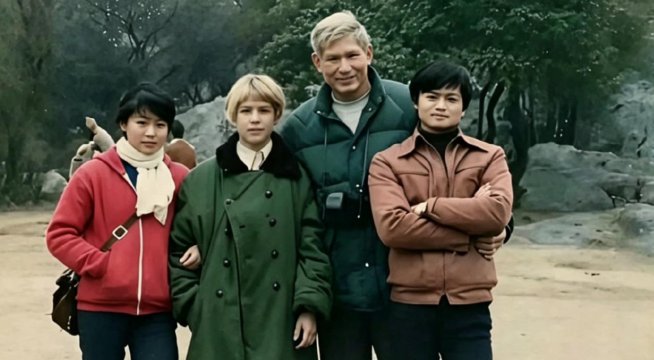 看看马云当年的打扮，你还相信他是寒门家的孩子吗？不会真的有人相信他说他自己是寒门