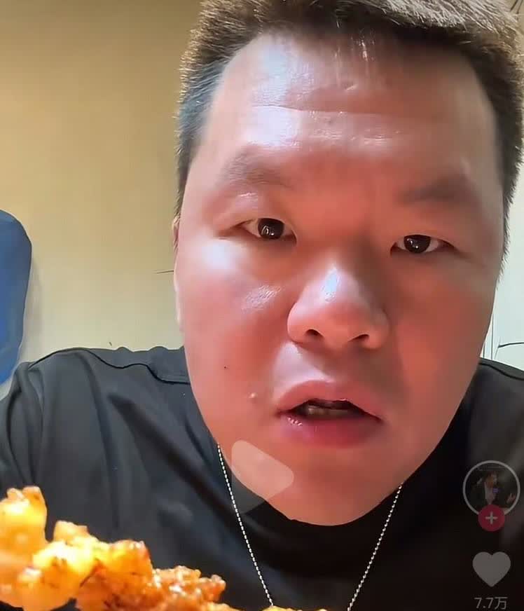 大番薯平时不浇水不施肥，等到要出售了才想起来卖高价，广东队管理层也是后知后觉，早