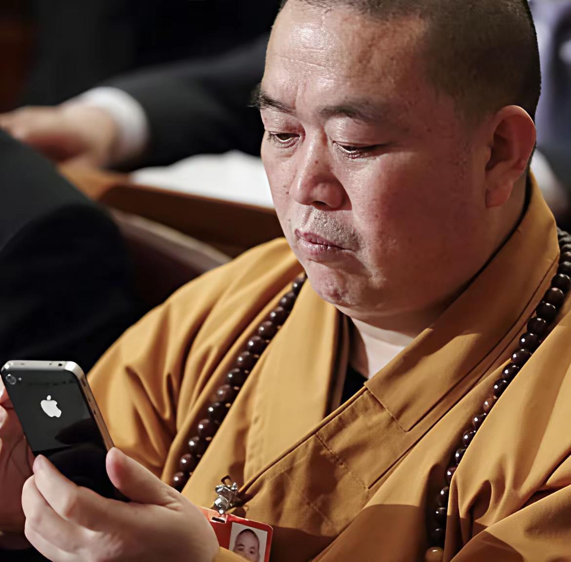 关于释永信，3件事情让他“悔不当初”2015年，当时就有人举报他时，他就该意识