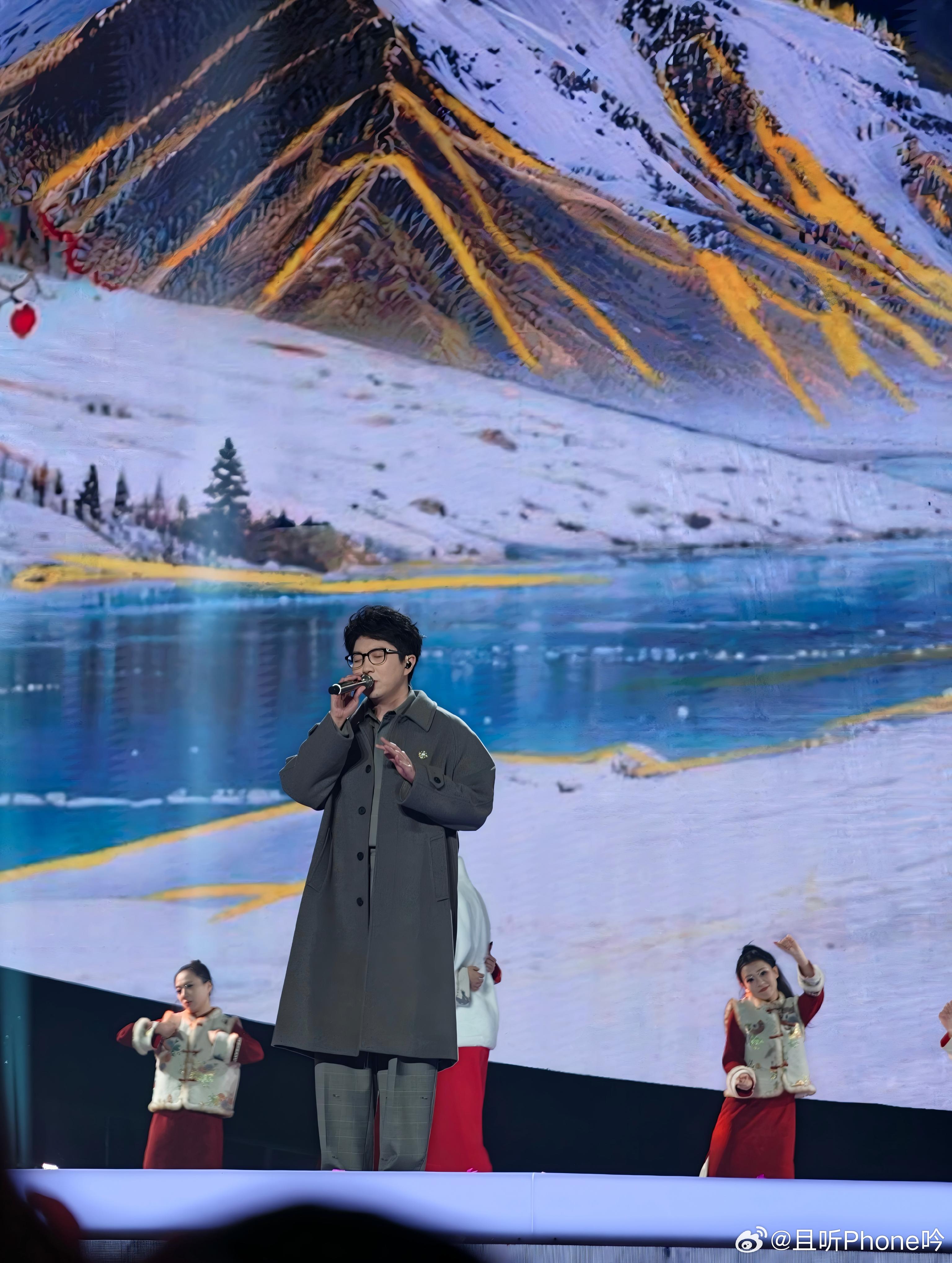 OV容，三家增距镜演唱会实拍，200mm焦段。荣耀Magic8Pro/vi