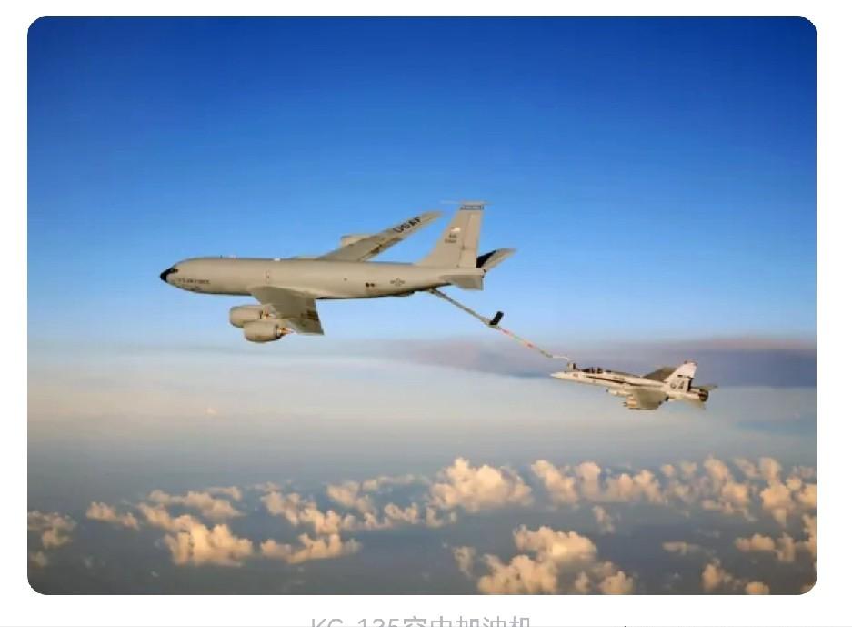 *初步报告显示，以色列本古里安机场发生紧急情况，涉及一架美军KC-135加油机。