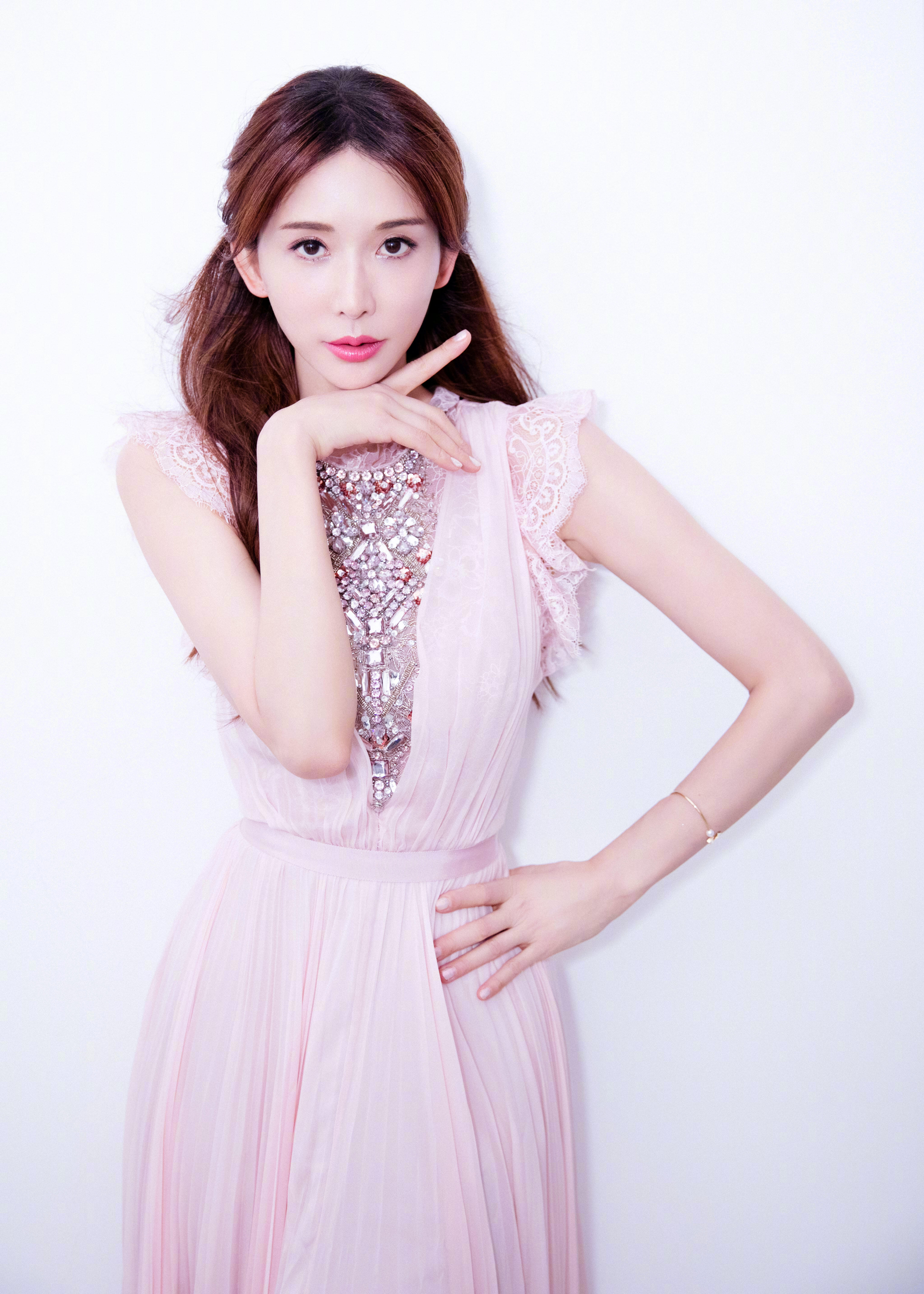 找不到林志玲这个视频的退出键哈哈，我也有同感，终于明白为什么长辈们那么喜欢林志