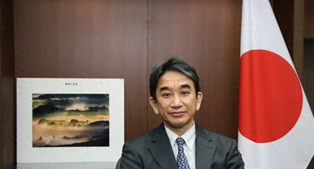 原子弹挨少了？日本前驻华大使扬言：伺机反攻中国“一决雌雄”稍微了解历史的人都知