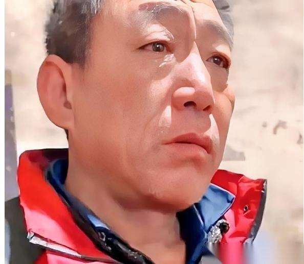 泪目！河北农民重病，弥留之际，他拉着光棍弟弟的手，吃力地说：“我走后，嫂嫂和4个