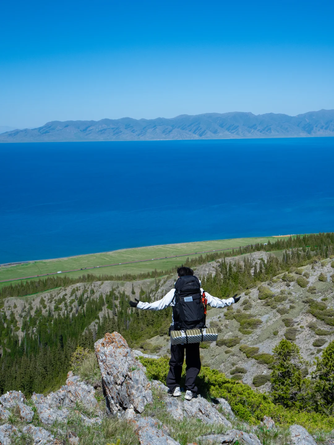 去不了乌孙古道，不如来一趟赛里木湖山脊线