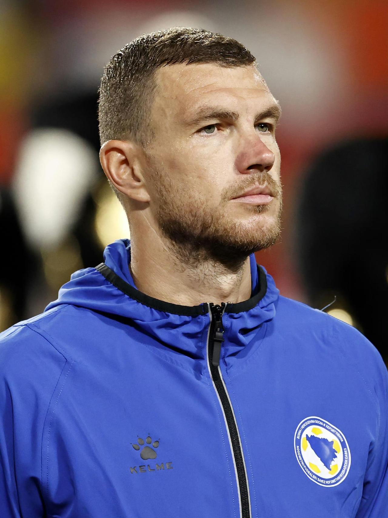 40岁的哲科：世预赛欧洲区附加赛半决赛，40岁的哲科常规时间内打进绝平球，帮