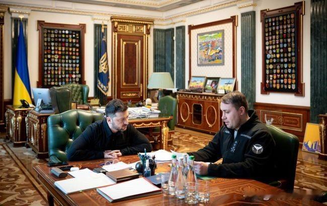 乌克兰不会做出任何主权和土地让步，也不会放弃加入北约，这两条足以杀死俄罗斯所有的