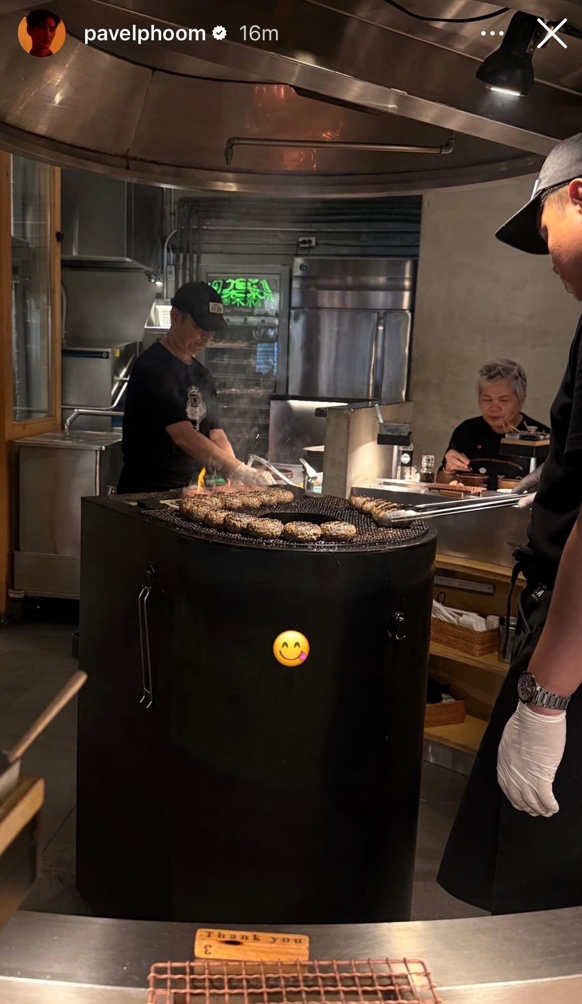 吃吃喝喝买买帕：妈妈说买吧孩子，ok，又花钱了hhhh帕：哈喽？信用卡被拒