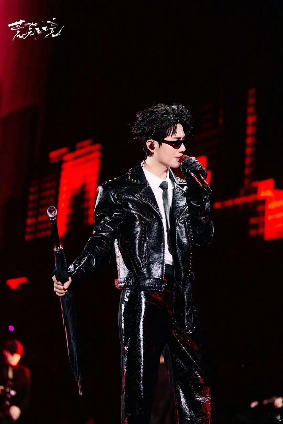 陈楚生终于回三亚开演唱会了陈楚生演唱会生日场回家开把演唱会开在三亚，把生日过成