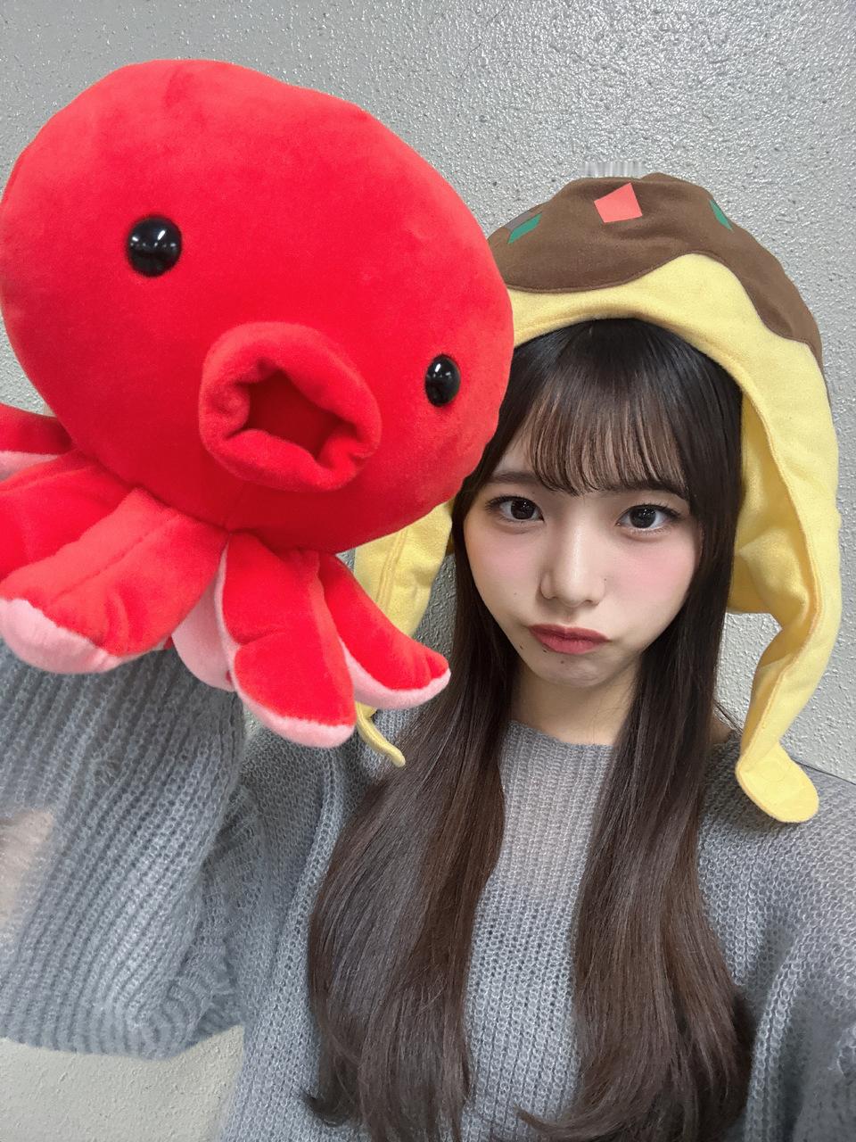 下田衣珠季「まりぃさんと朝一でタコの被り物を被って写真を撮ったりなどもしました?
