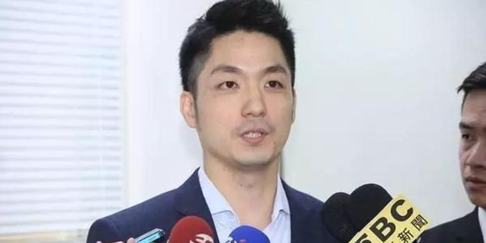 台北选情一夜炸锅！9月22日，一家叫"台北市信民两岸研究协会"的机构扔出最新民