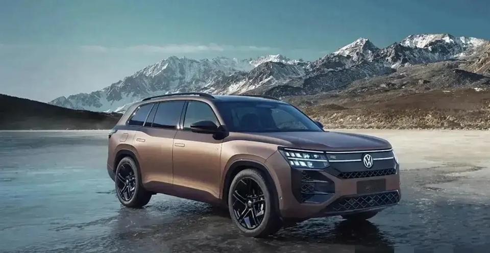 当前全球五大汽车巨头多为传统豪强：1. 丰田汽车集团（日本）：全球销量常居前