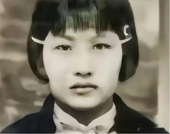 1940年120名特工惨遭叛徒出卖遇害，26岁军统女杀手挺身而出，以命复仇