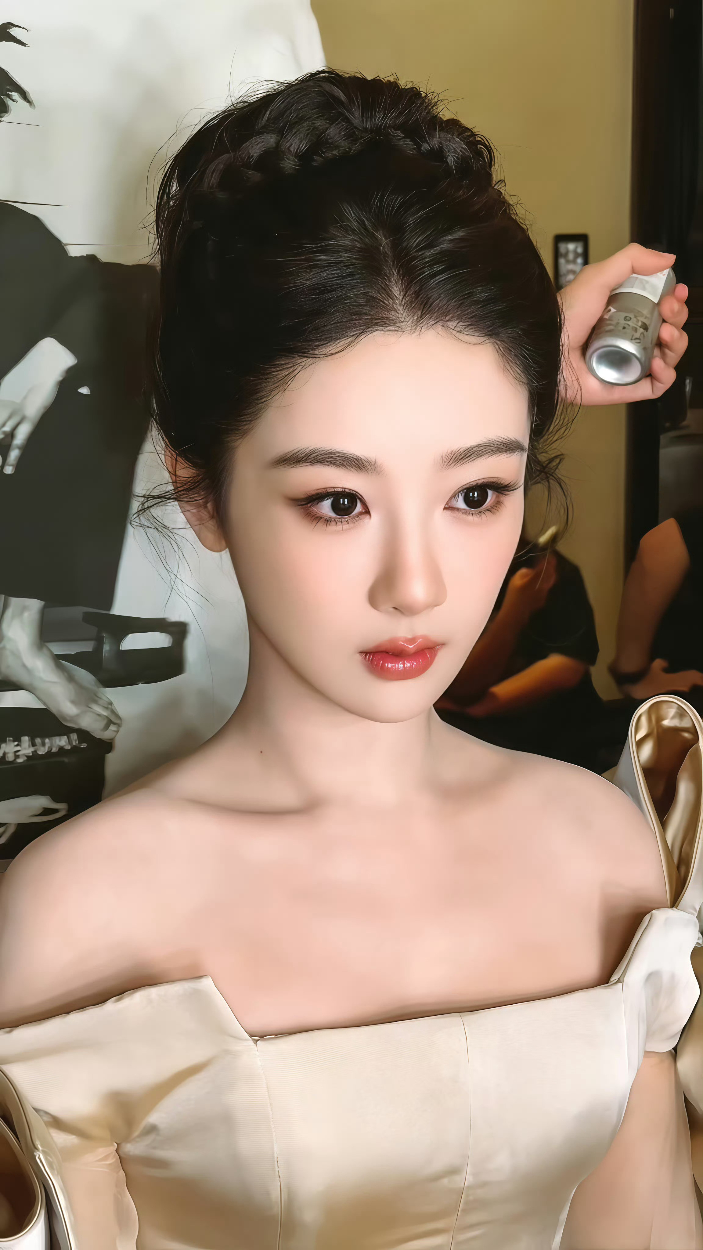 你知道吗~遇见你之后再也没寻到任何美景，你是我相册里的唯一。