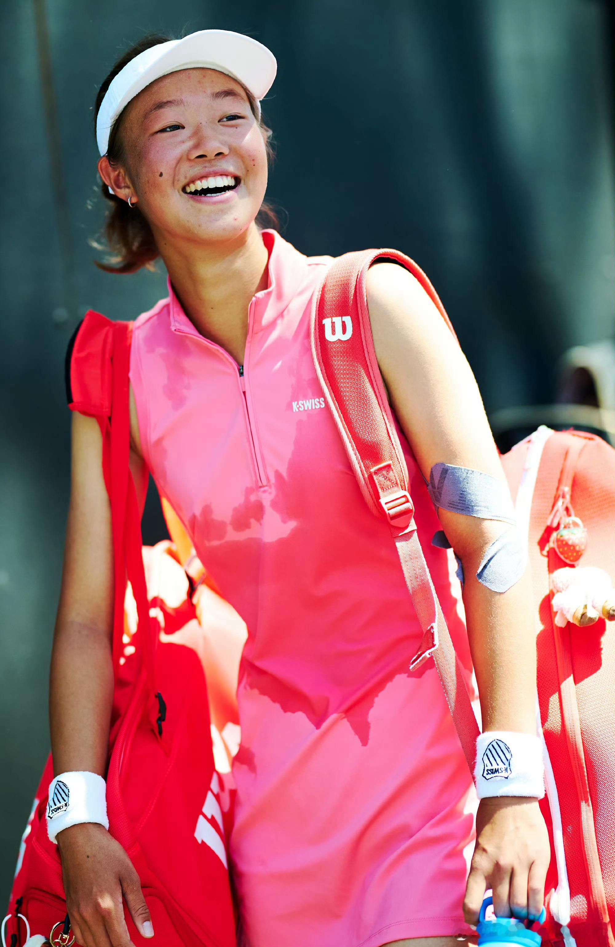 澳网2026青少年女单首轮，中国小花们发球时速一发平均时速：🇨🇳渠依含：1