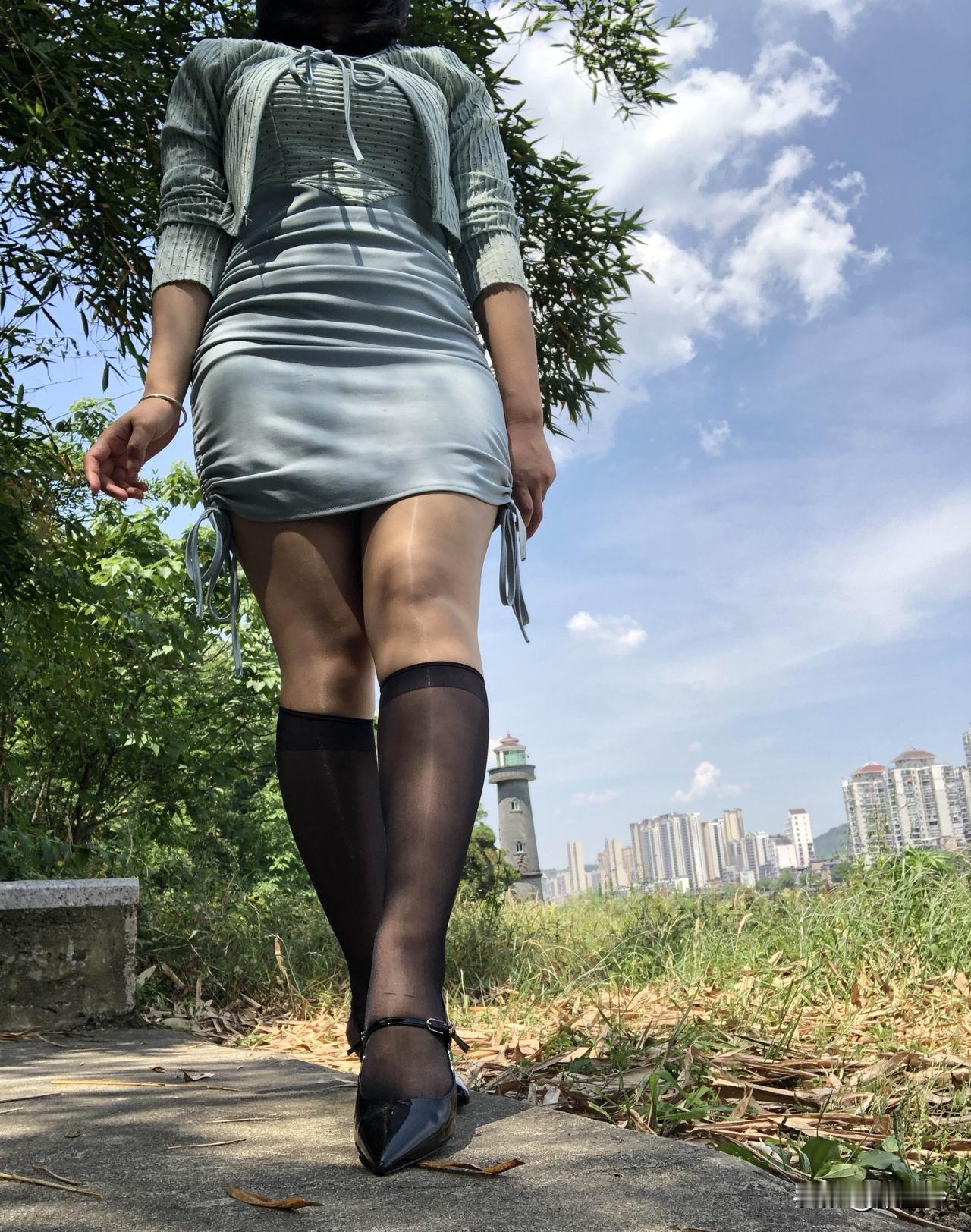 随手拍张图，分享美好瞬间野外还是挺不错的[滑稽笑]