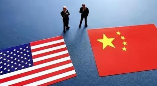 美国陷入两难！承认人民币被低估，GDP第一就保不住；不承认，就只能眼睁睁看着中国