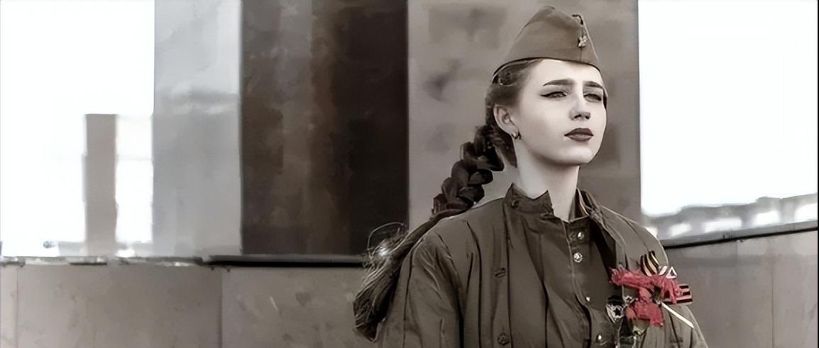 苏军宁可战死7.8万人也要攻占柏林，因为只有打下柏林，哪怕苏联亡国了，二战主力依