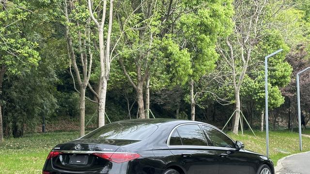 48V轻混+9AT,2021款奔驰S450L,豪华大气不失科技感