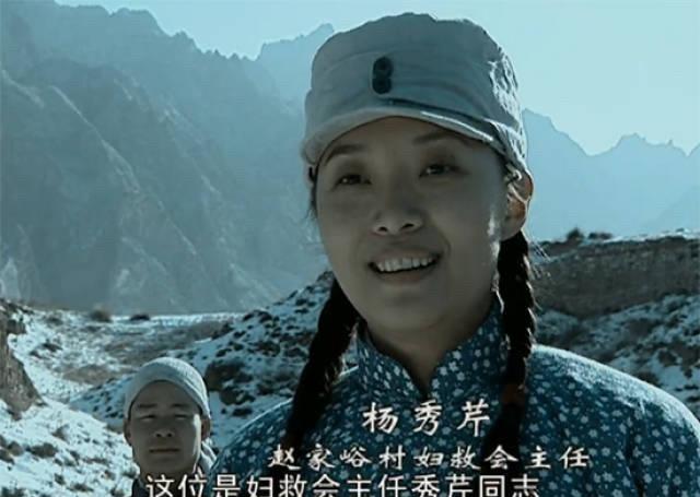 在《亮剑》中，秀芹的哥哥才是隐藏的大佬，那是比李云龙还牛的存在。电视剧里，她哥在