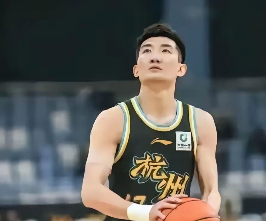 广厦第六场也不好打昨晚CBA第五场开始前，所有人都看好广厦夺冠，只有我一人预测