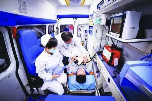 快要心梗发作了，这样自救，我朋友老孟，靠临危不乱救了自己。老孟自述：“我有严重