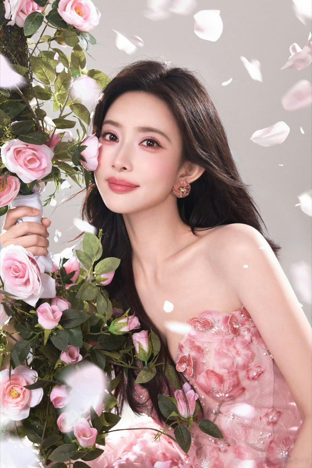 孟子义芭莎之夜出图，姜桃花​​​