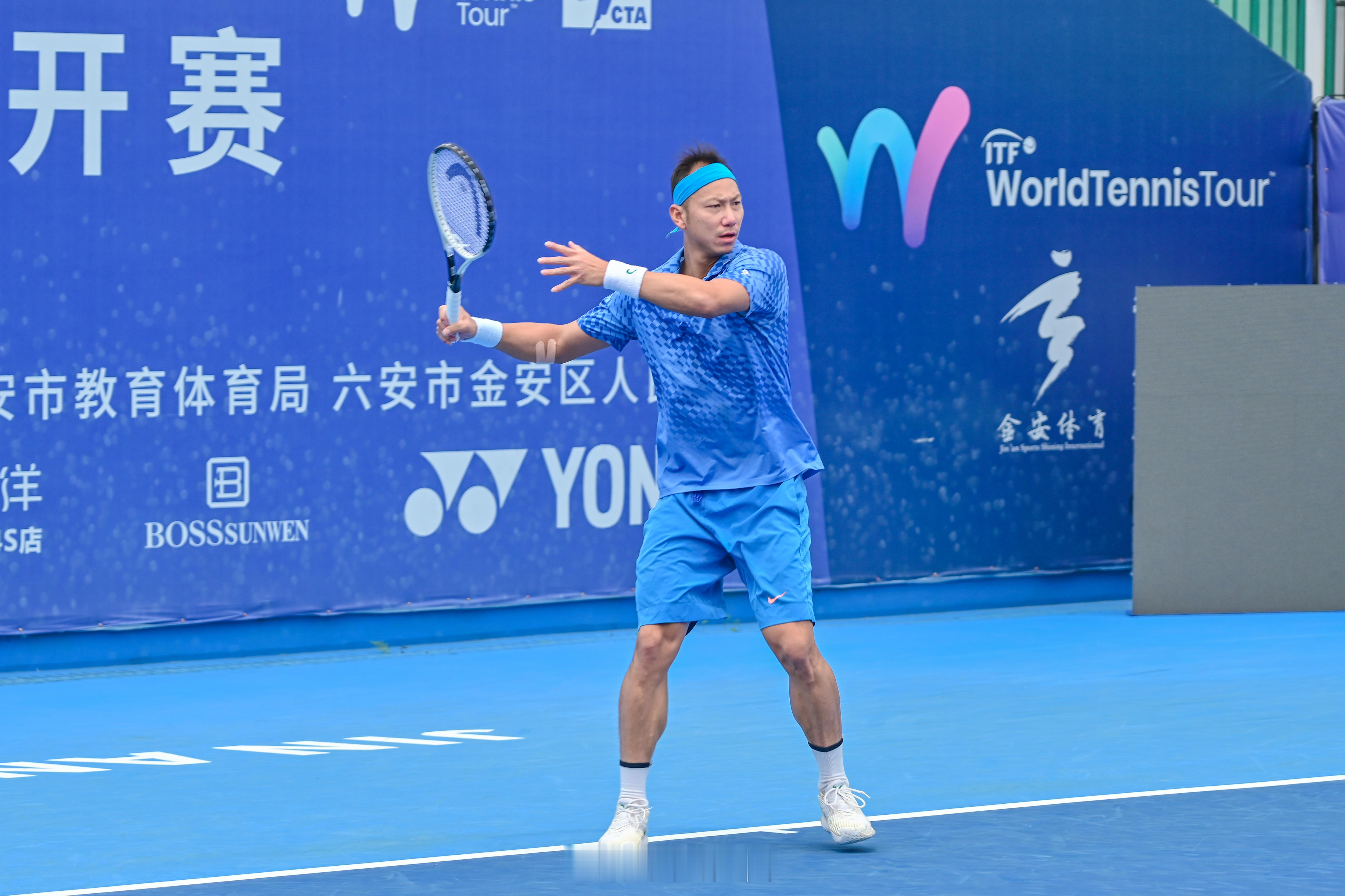 ITF六安M15四分之一决赛头号种子柏衍🇨🇳以6-2/6-1横扫梁玮刚🇲?