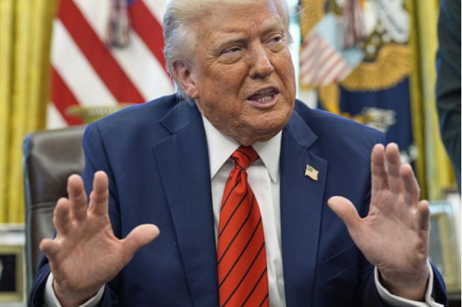 就在刚刚，中东的天彻底塌了！美国大兵还在做着速战速决的美梦，殊不知伊朗早已布下天