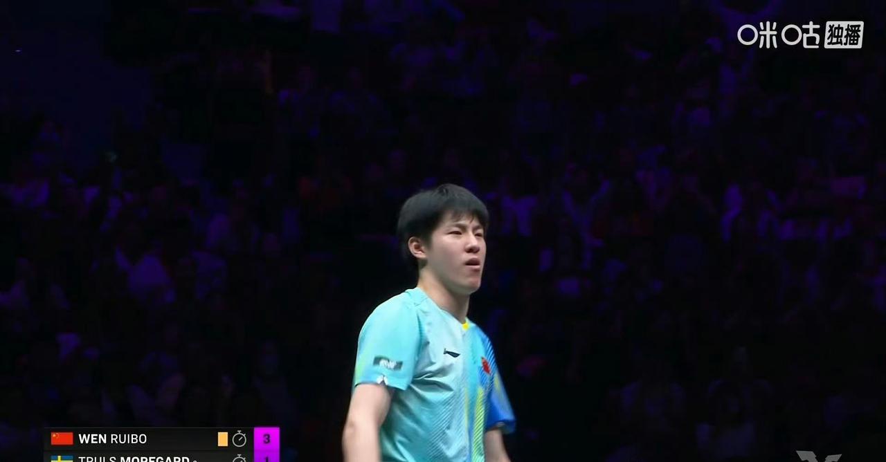 爆冷爆冷啊[笑着哭]！男单二号种子小莫🇸🇪灭灯[捂脸哭]！温瑞博🇨🇳击败