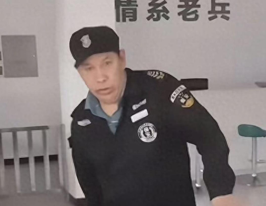 今天我要讲这个事，真的是又让人气愤，又让人寒心！周先生是一名退役军人，他之前因